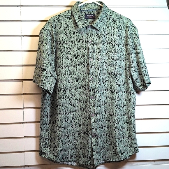 Visitor Other - Visitor Premium 4-Way Stretch Short Sleeve Button Down Shirt Size XXL EUC